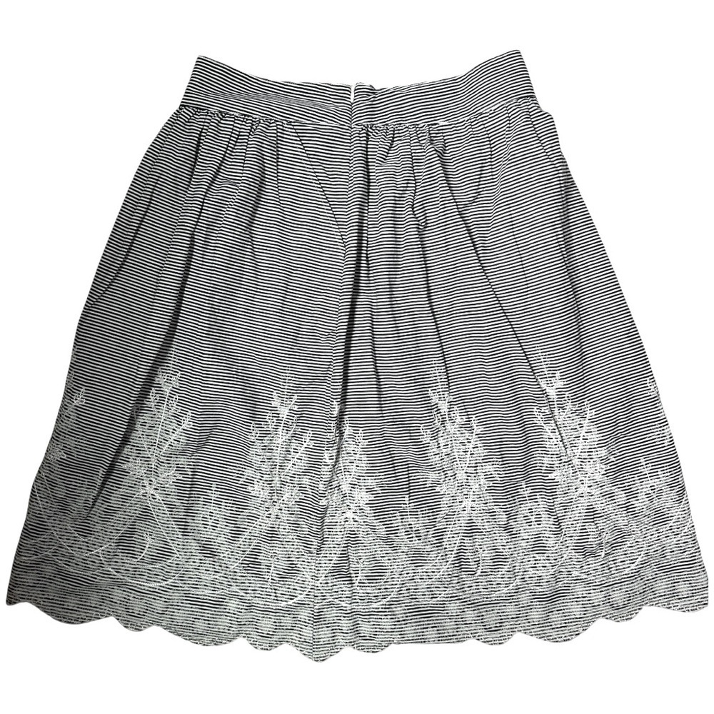 NY Collection Black White Striped Skirt w/ Embroidered Hem | Size 6 - Picture 2 of 15